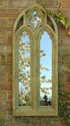 Spiegel im gotischem Bogenstil, Stein-Effekt