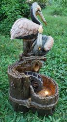 Pelikane mit Wasserrad, Kunstharz-Brunnen mit Niedervolt-Beleuchtung