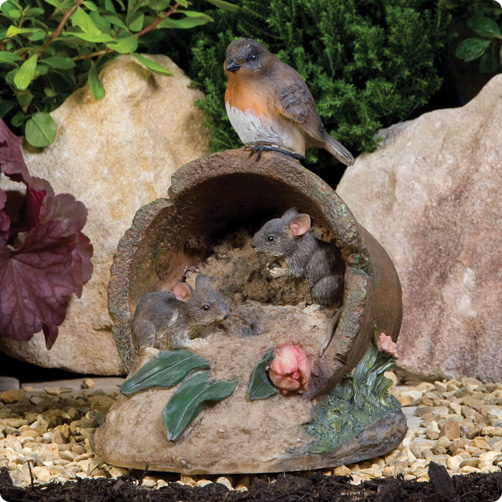Rotkehlchen und Mäuse, Gartenstatue
