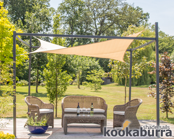 Kookaburra® 3m x 2m Wasserfestes Sonnensegel, sandfarben, inkl. Rahmen und Befestigungsset