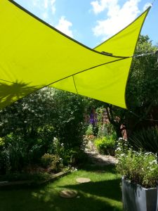 Kookaburra® 3,6m Dreieck Hellgrün Gewebtes Sonnensegel (Wasserfest)
