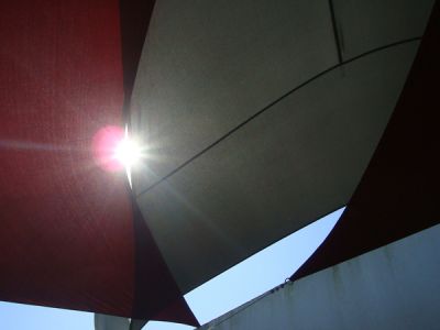 Kookaburra® 5,0m Dreieck Weinrot Gewebtes Sonnensegel (Wasserfest)